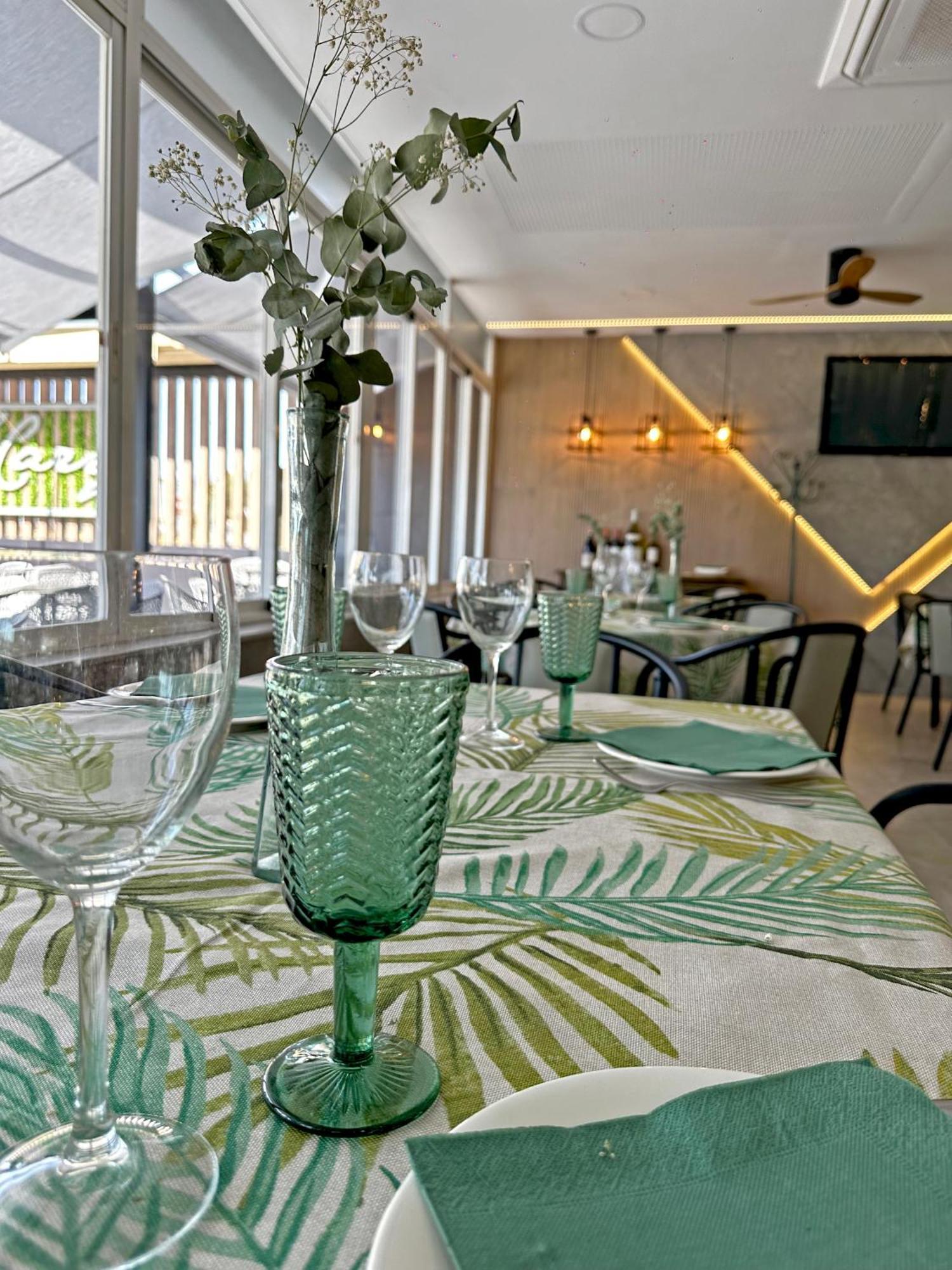 Hostal Restaurante El Cary Montemayor Kültér fotó